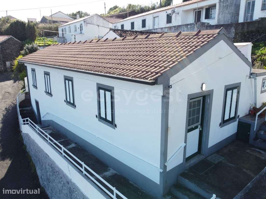 Moradia Típica com Vista Mar - Ribeiras, Ilha do Pico - Grande imagem: 3/27