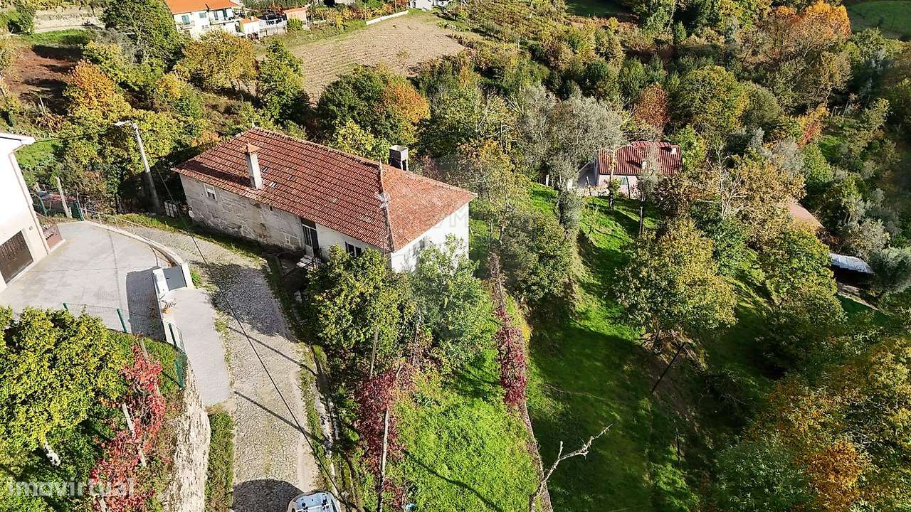 Moradia T4 para venda-26