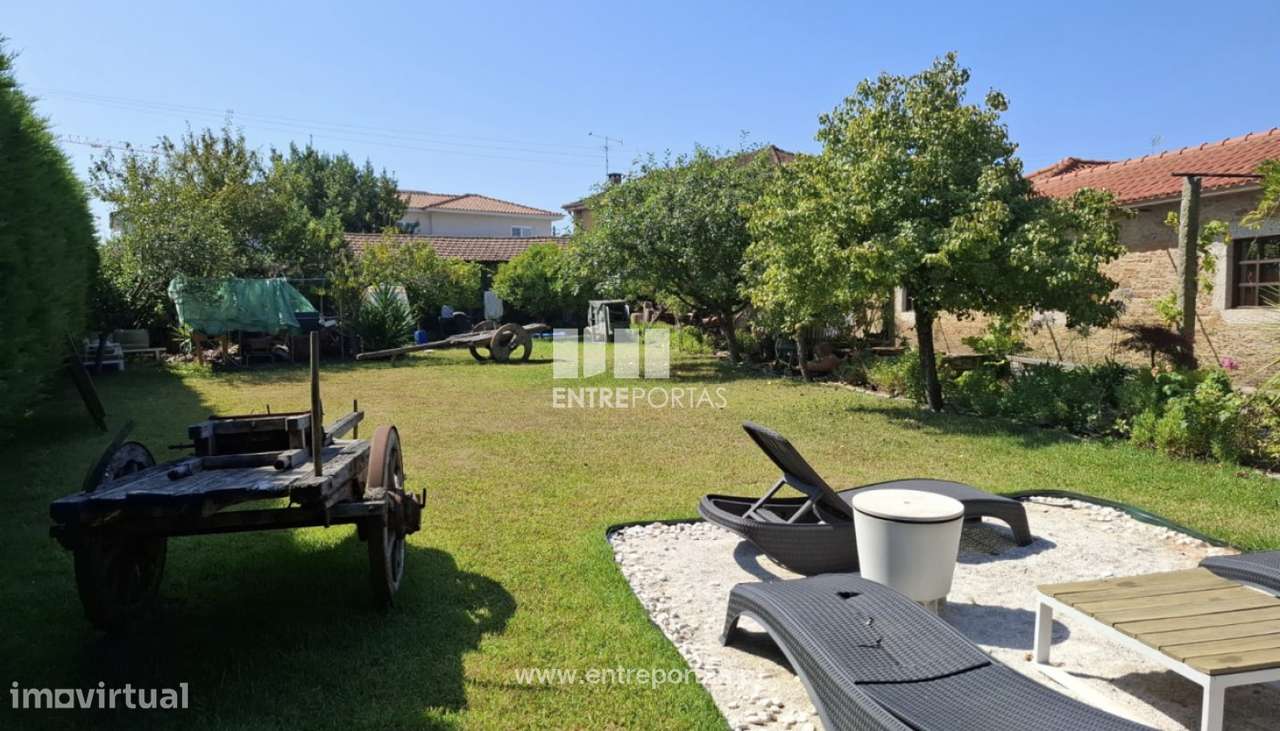 Venda De Moradia V4 Com Piscina E Jardim Balazar Povoa De Varzim