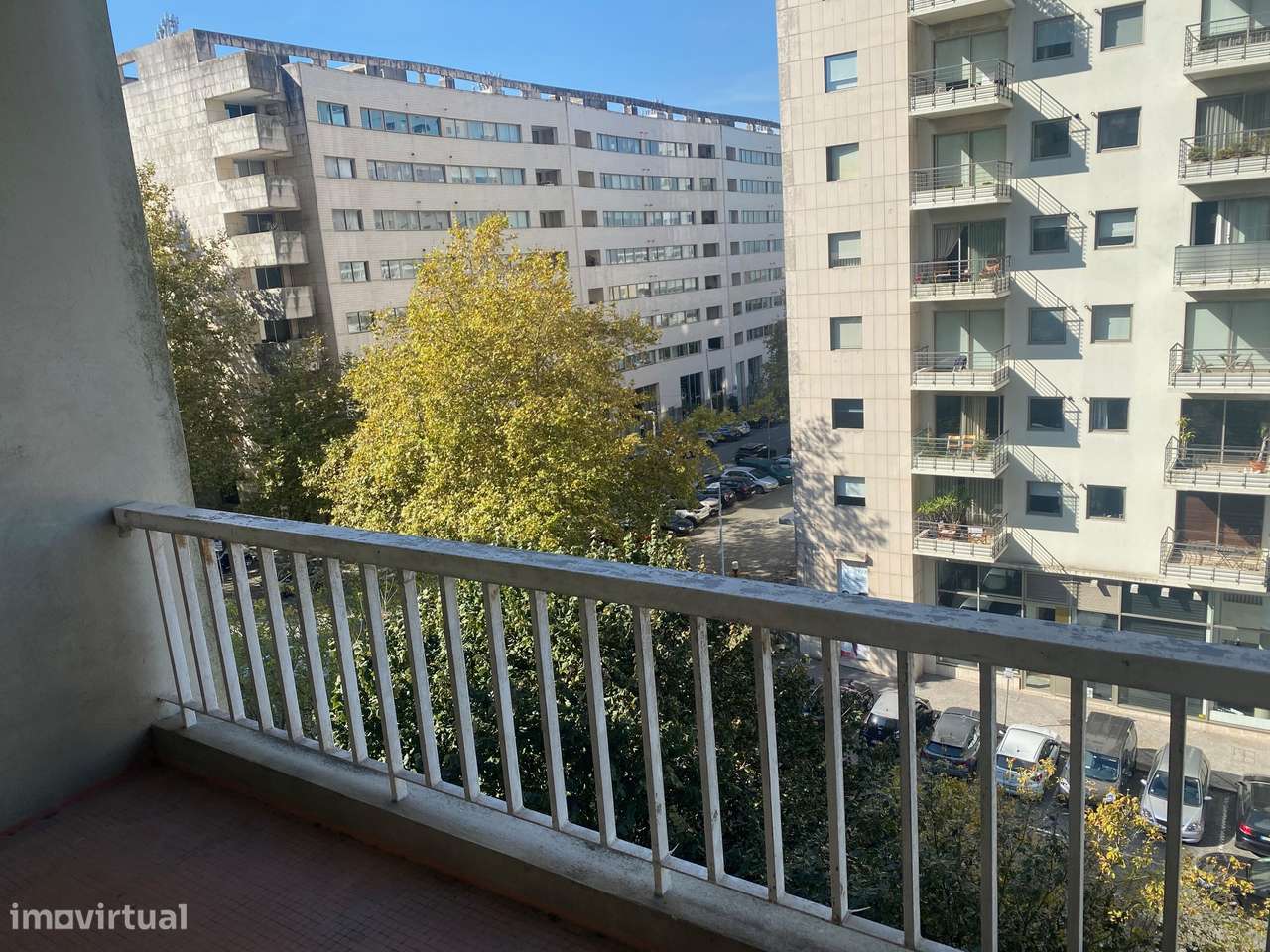 T5 + 1 Aviz para Venda - Grande imagem: 3/27