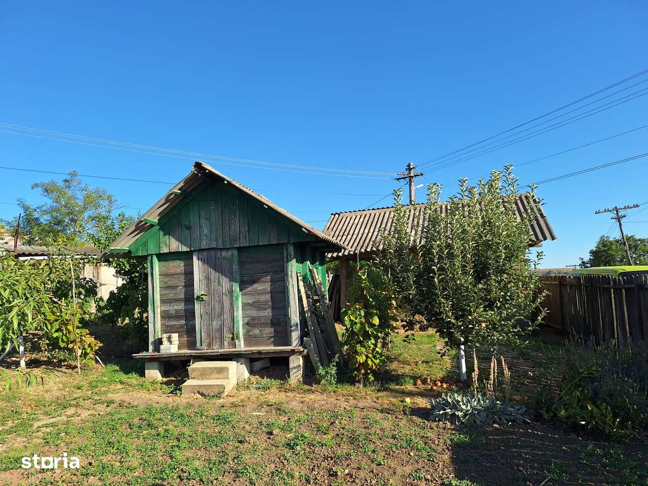 Proprietate in  Valeni, Padureni,  Vaslui,  cu casa, gradina si curte - Imagine principală: 4/15