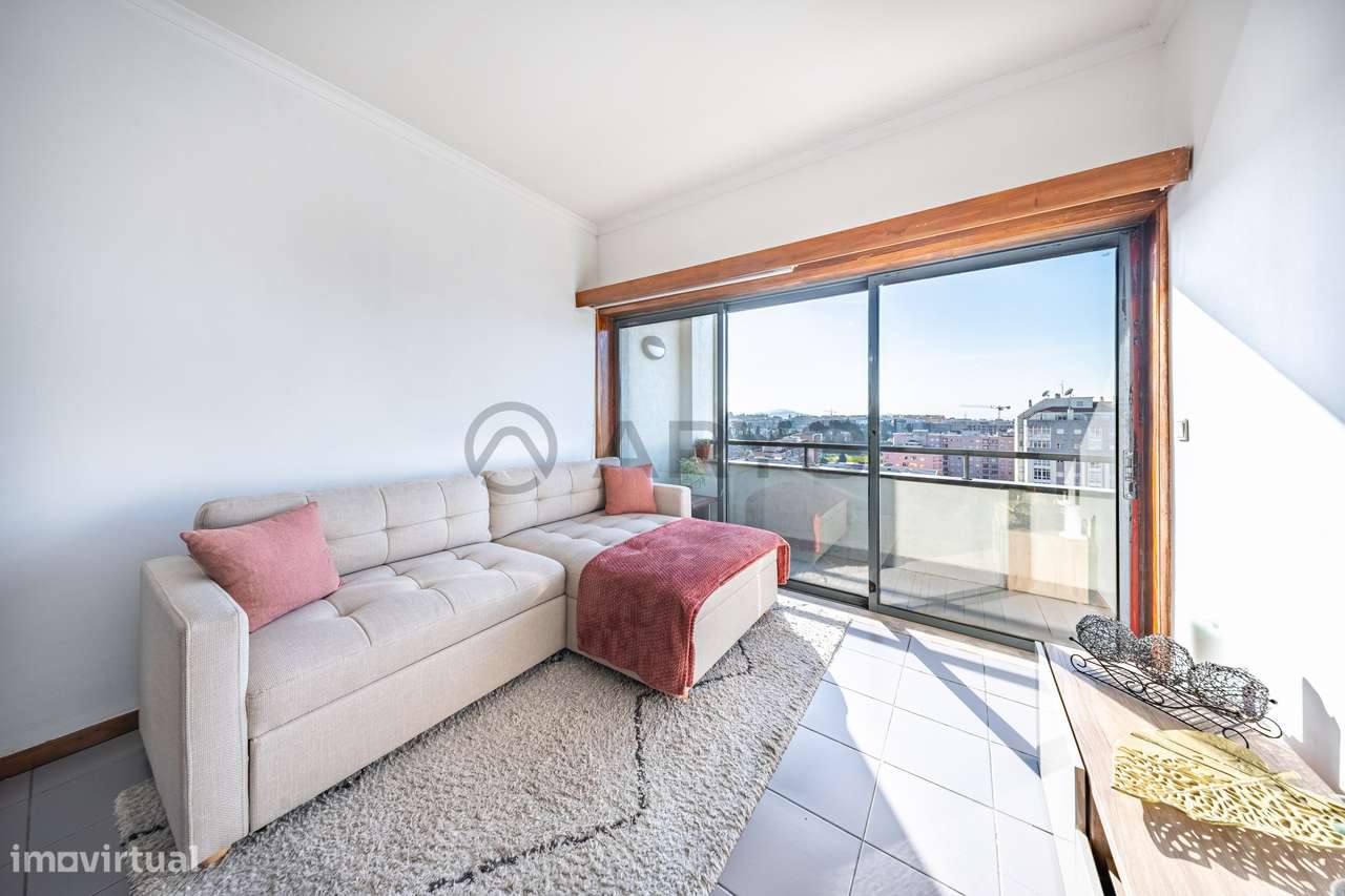 Apartamento T1+1 localizado em São Vitor constituído por elevador e... - Grande imagem: 3/19