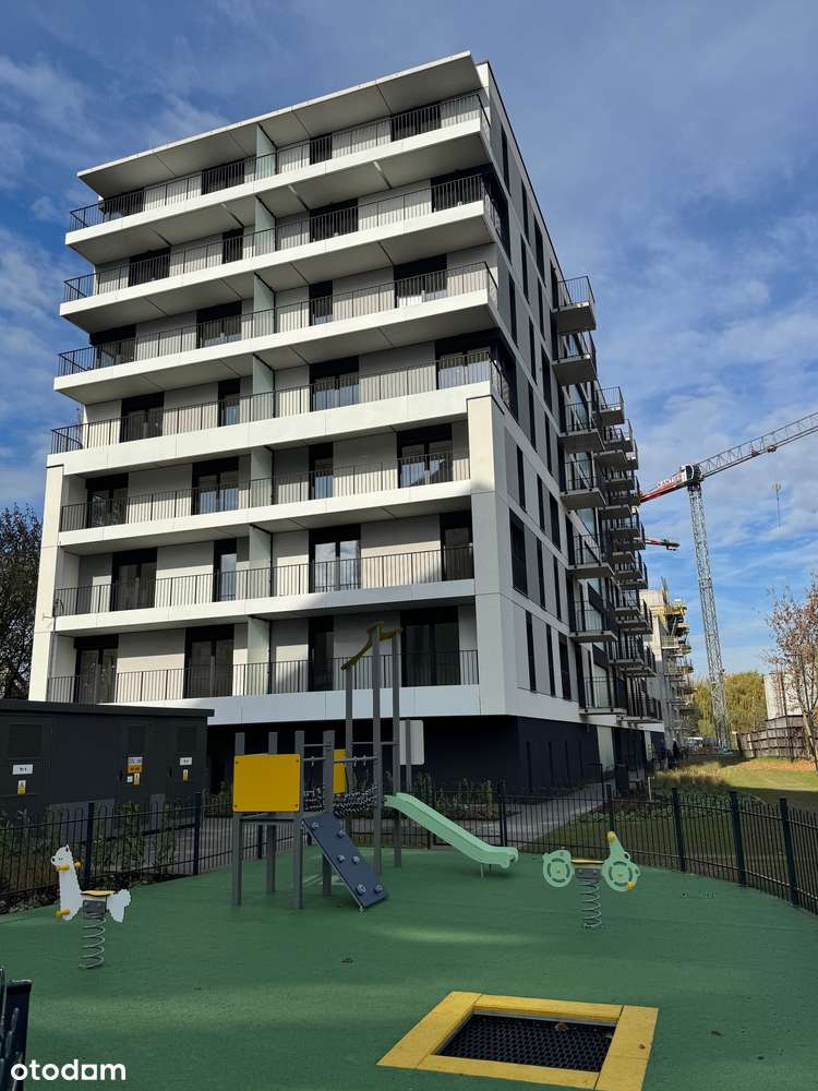 Przestronne 3-pokojowe mieszkanie z balkonem-2