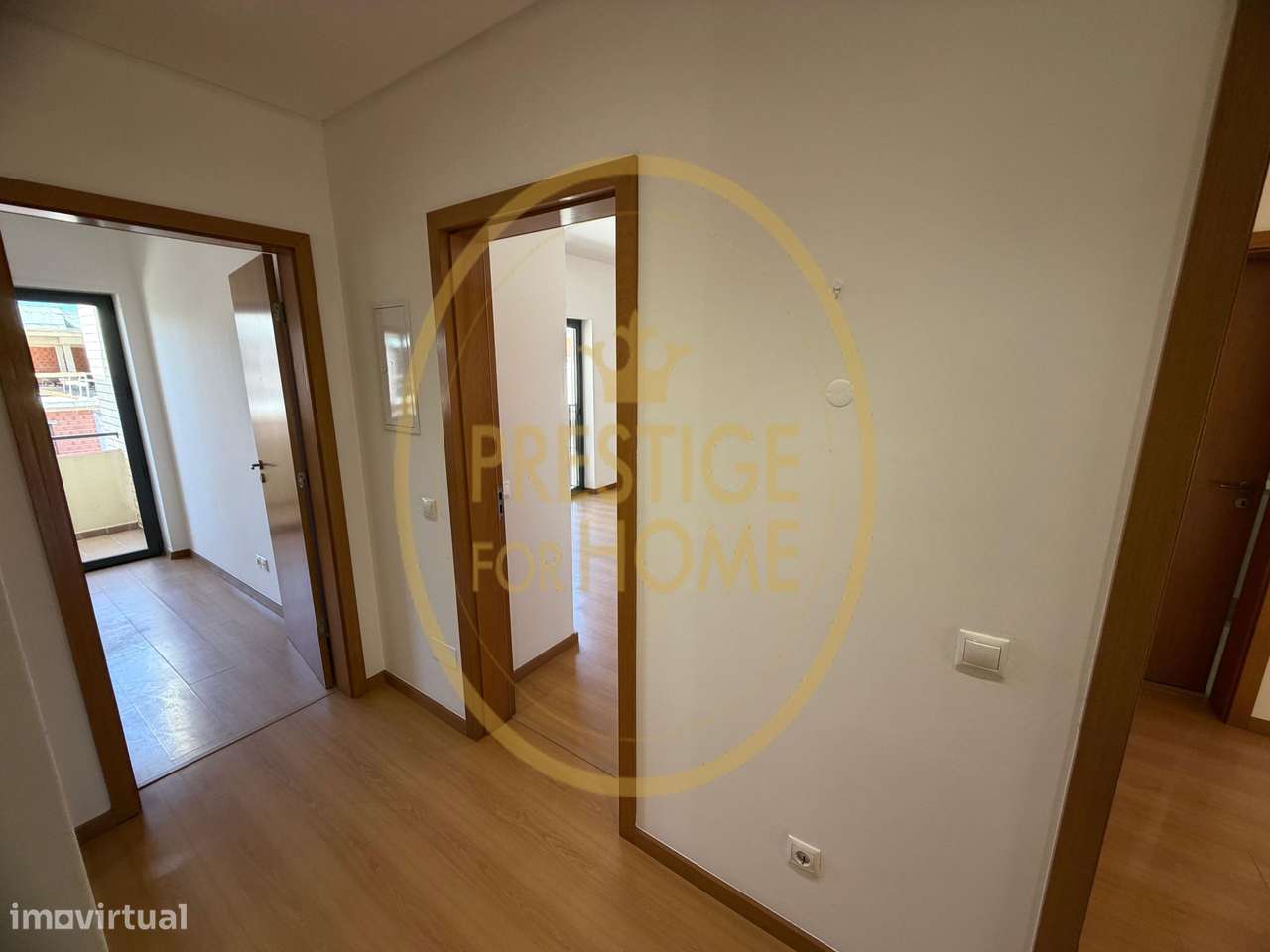 Moradia T5 com Piscina e Garagem Fechada em Condomínio Privado – Boliq-23