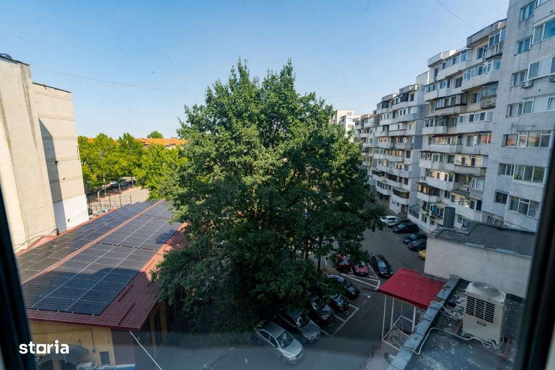 Apartament spatios, modernizat, 2 camere – Bd. Cosminului-12