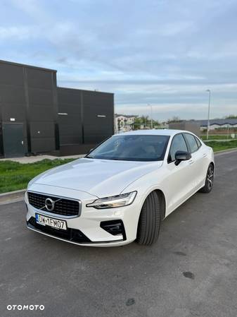 Volvo S60 T4 R-Design - 1