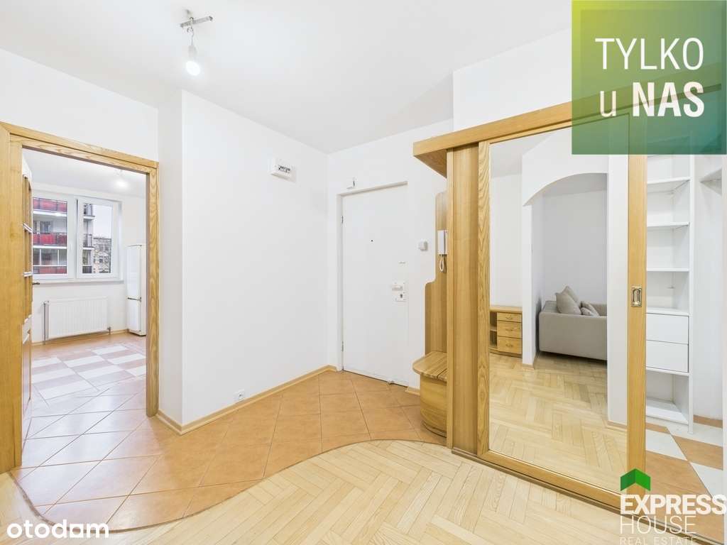 Niepowtarzalne mieszkanie w sercu miasta-4