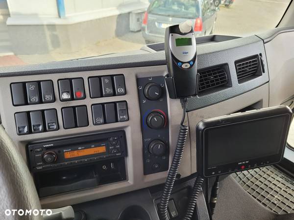 Volvo FL 4x2 - 15