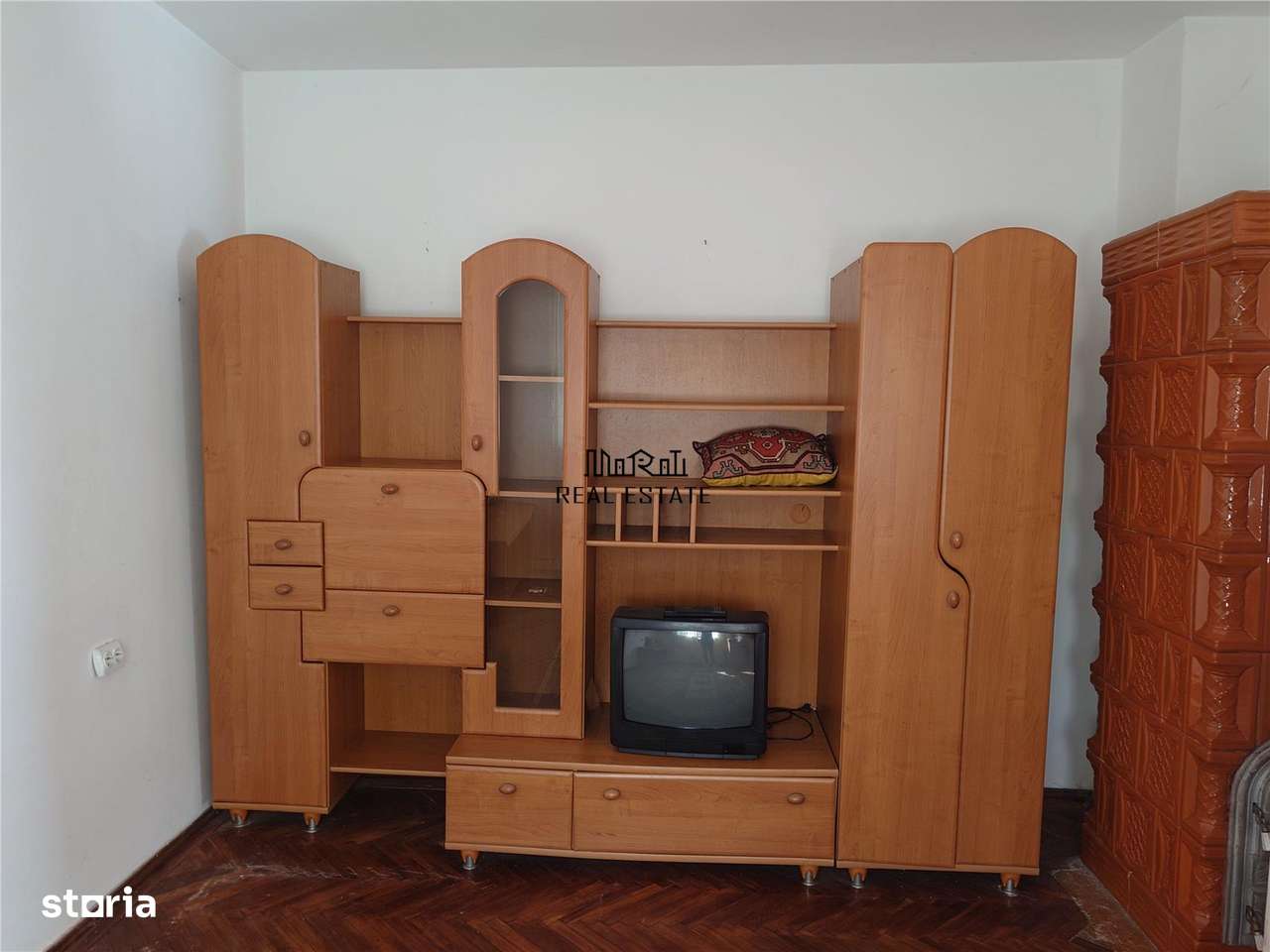 Casa P+M cu teren generos si loturi suplimentare in Baia de Cris-5