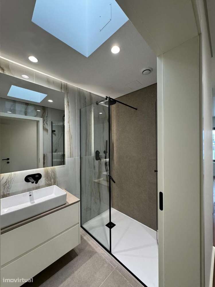 T4 Penthouse Gaia - Último Piso - Novo -Terraço 492 m2 Metro João Deus-31