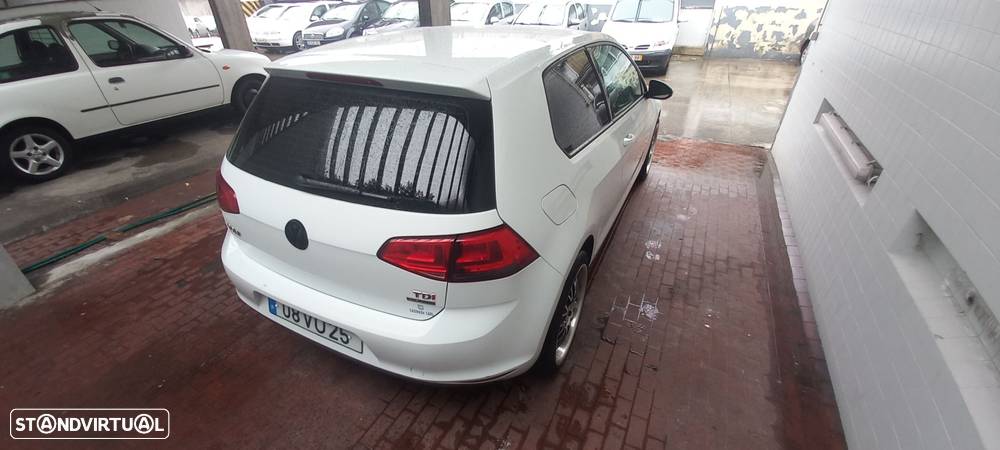 VW Golf 1.6 TDi Confortline - 14