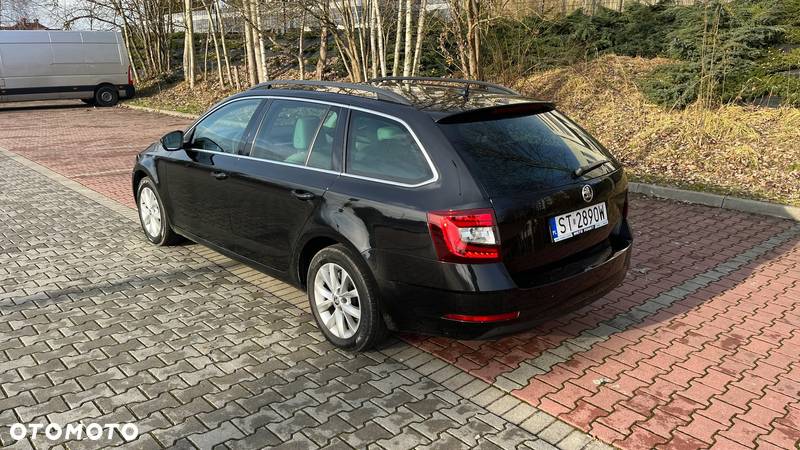 Skoda Octavia 2.0 TDI (Green tec) DSG Style - 4