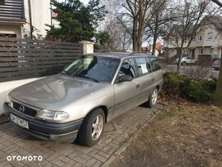 Opel Astra Kombi 1.6 Club