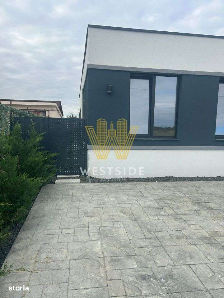 Duplex de vanzare in Mosnita Noua - Imagine principală: 2/17