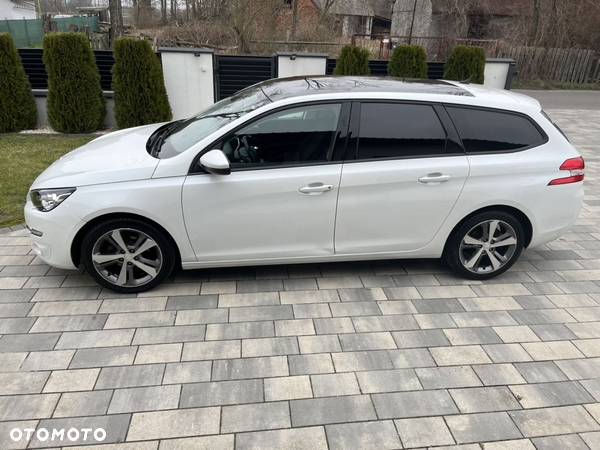 Peugeot 308 - 22