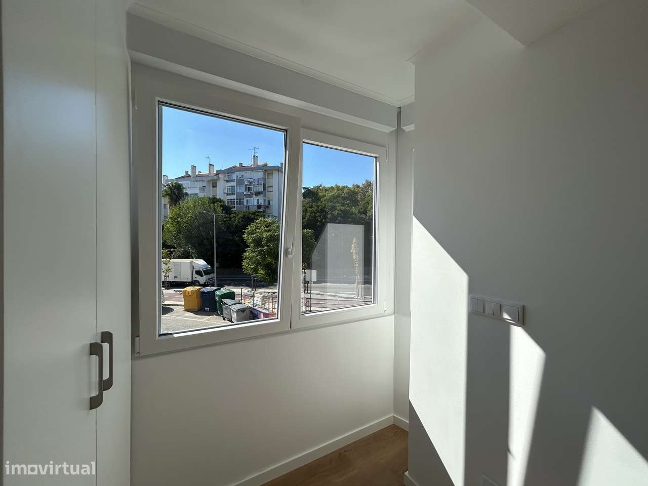 Apartamento T1, totalmente remodelado, em Forte da Casa!-19