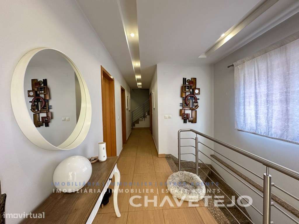 Duplex com garagem na cave em condomínio privado na bela cidade de ...-23