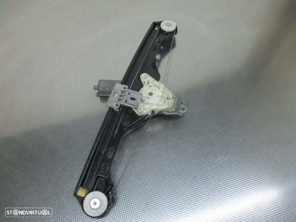 Elevador Tras Dto  Mercedes-Benz C-Class (W203) - 3