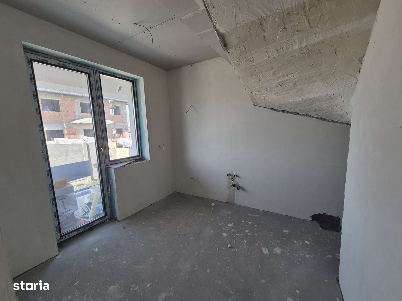 Casa 4 camere Berceni - Str Miorita 160 mp-6