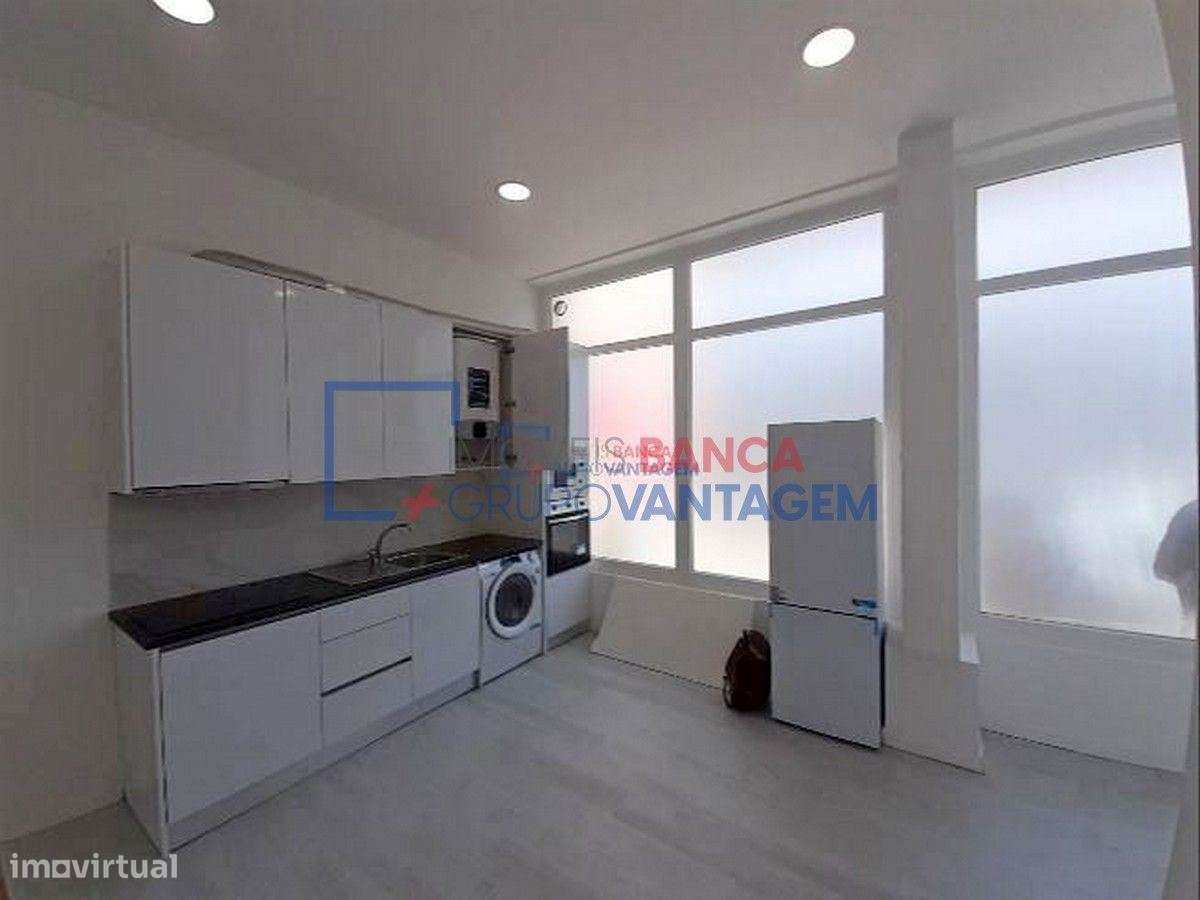 Loja - 2 pisos -Laranjeiro - Grande imagem: 2/11