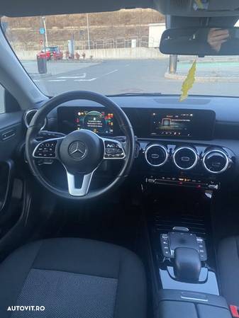 Mercedes-Benz CLA 200 d 4Matic Shooting Brake 8G-DCT - 4