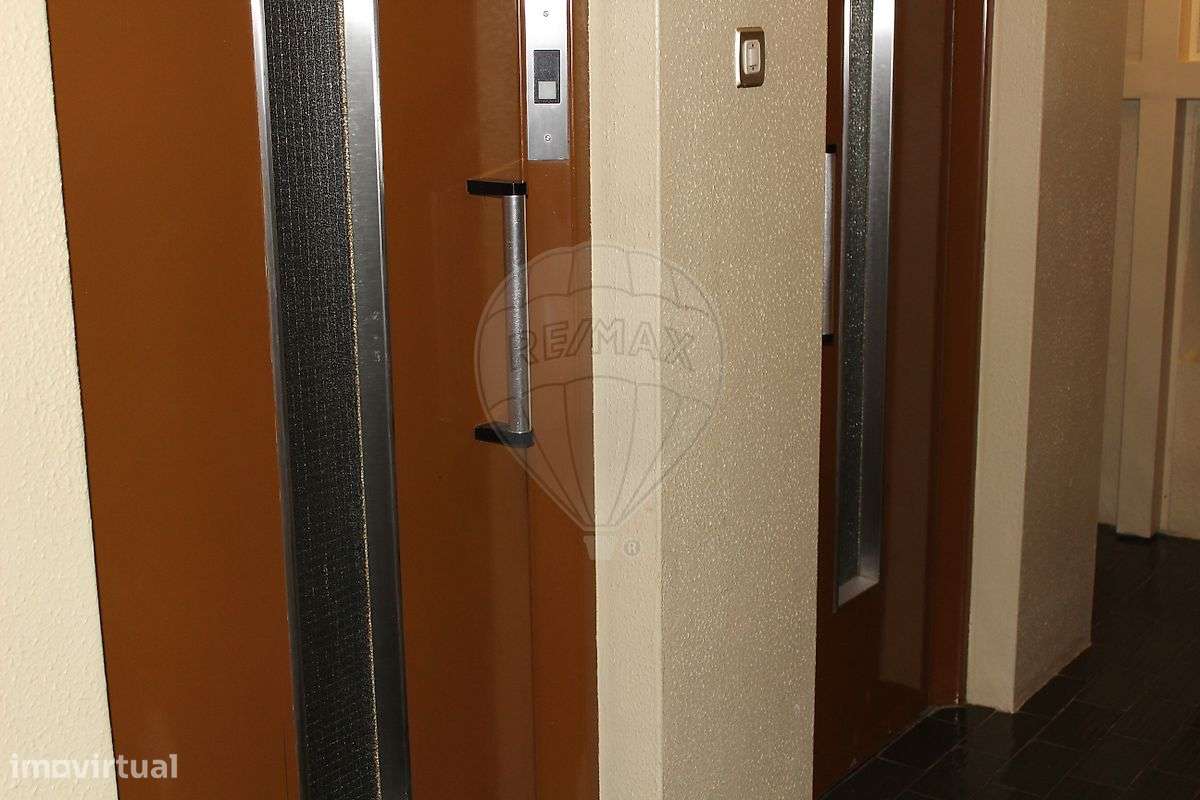 Apartamento T6 para venda-49