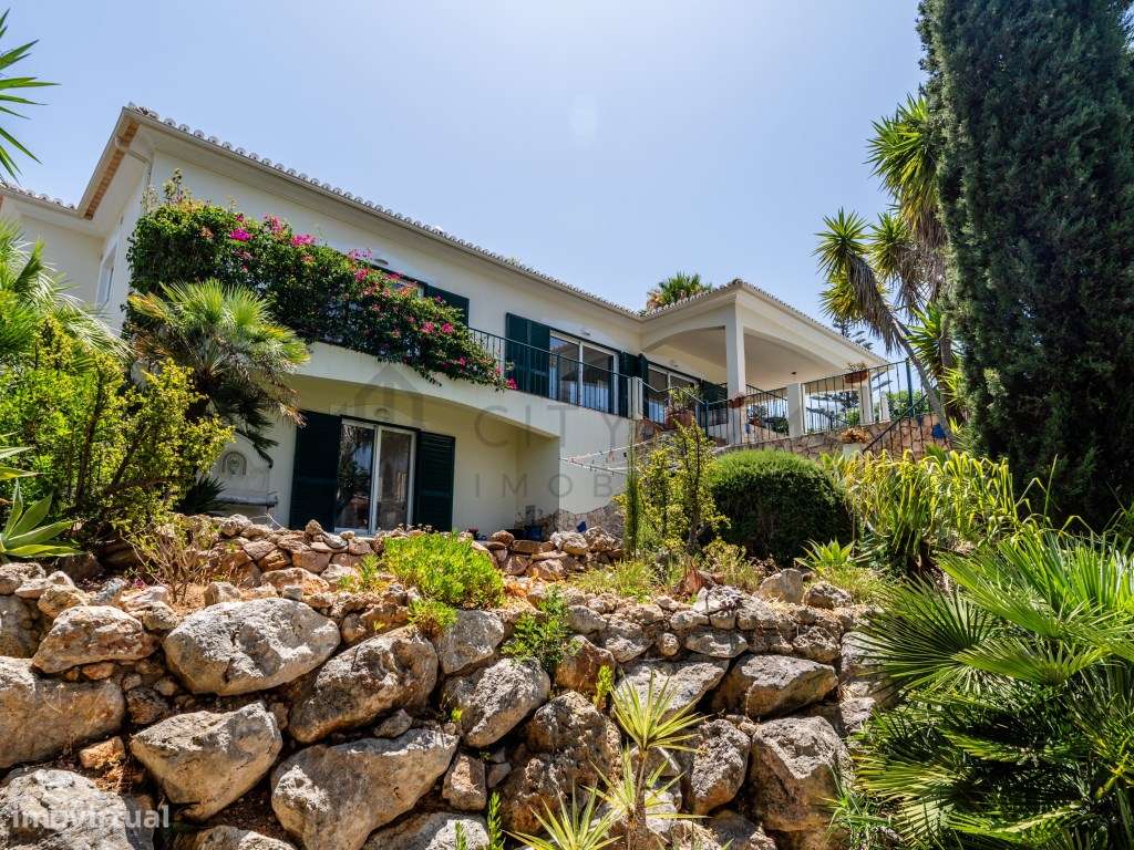 Moradia T3 Renovada com Piscina e Jardins Privados, a Dois Passos d...-39
