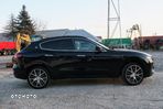 Maserati Levante S - 12