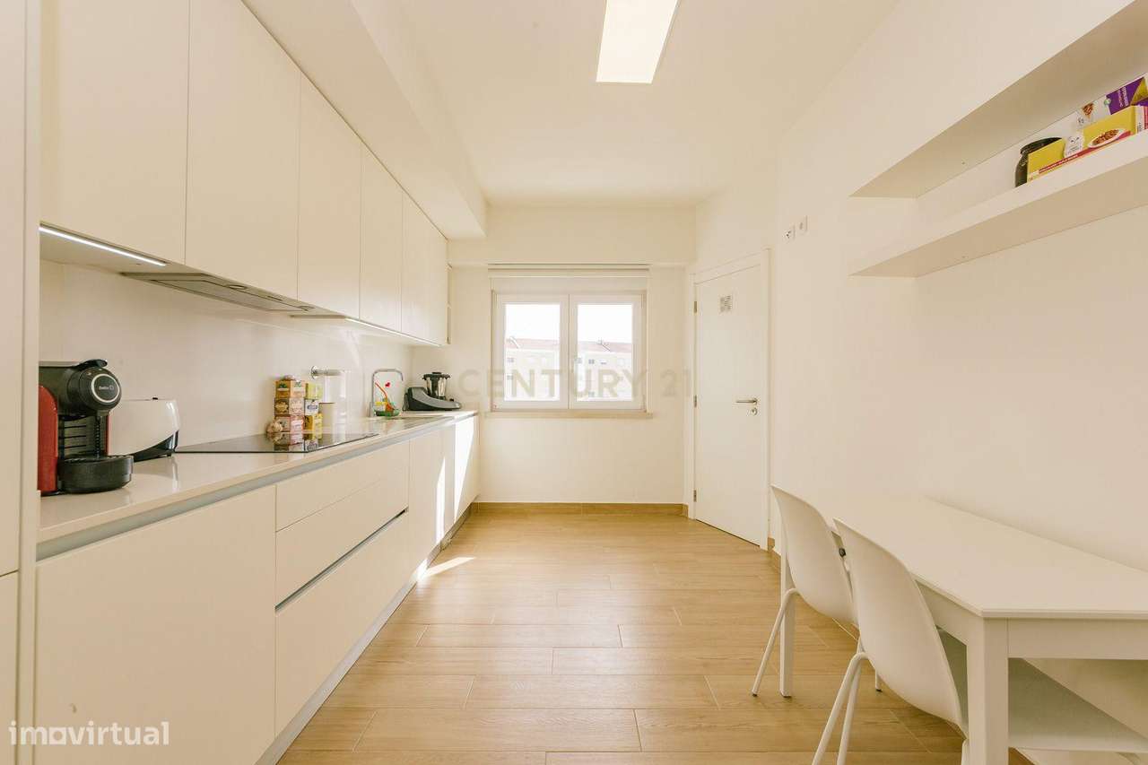 Apartamento T3 no Montijo-3