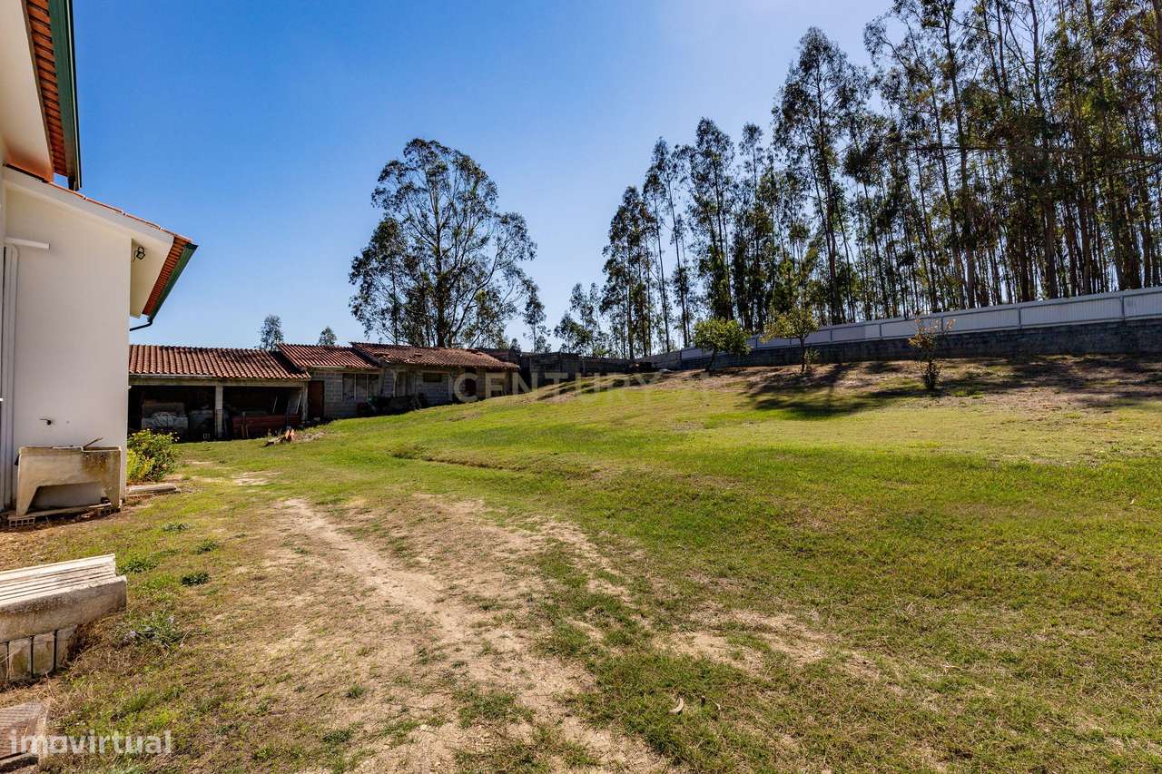 Casa T3 com Vista Panorâmica em Pombal, Leiria-40