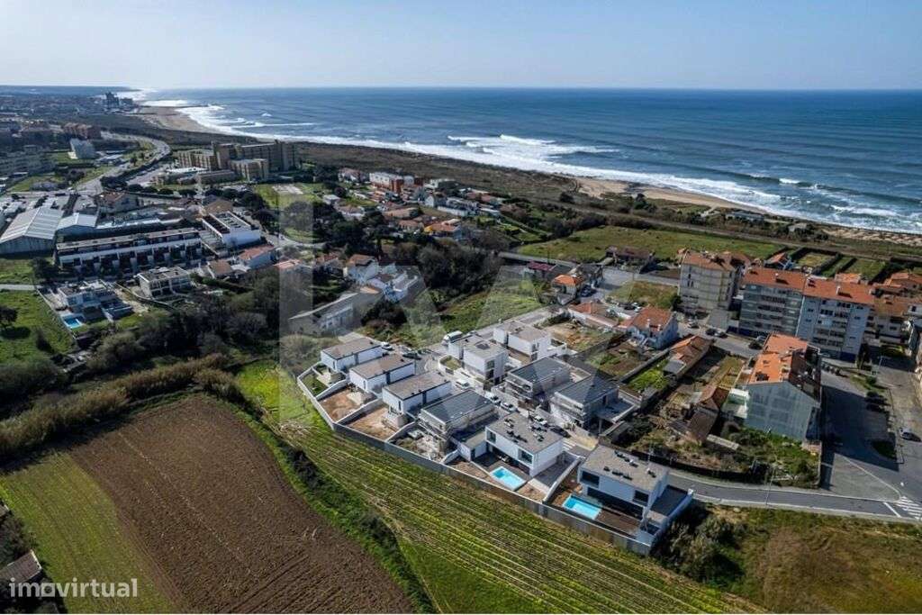 Moradia T4, NOVA, c/Piscina, Fabrica de Papel, Lote 2 c/1000mt - Grande imagem: 5/19