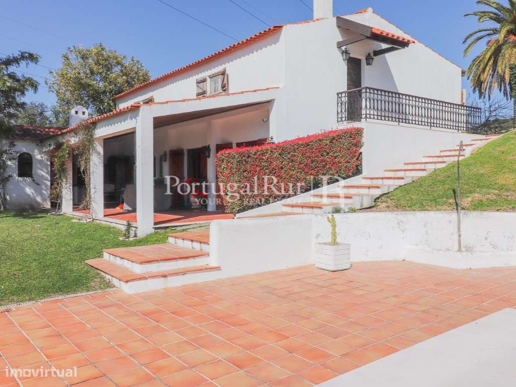 Quintinha com várias habitações em Vila Franca de Xira-52