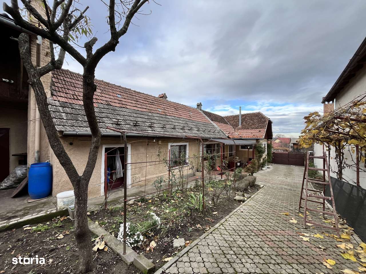 Casa individuala 140mp, teren 1555 mp, Sacele.-1
