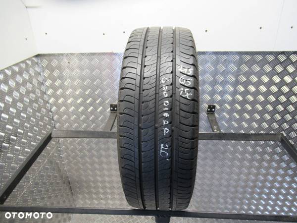 1x Goodyear EfficientGrip Cargo 215/65/15c  20rok 7,3mm - 1