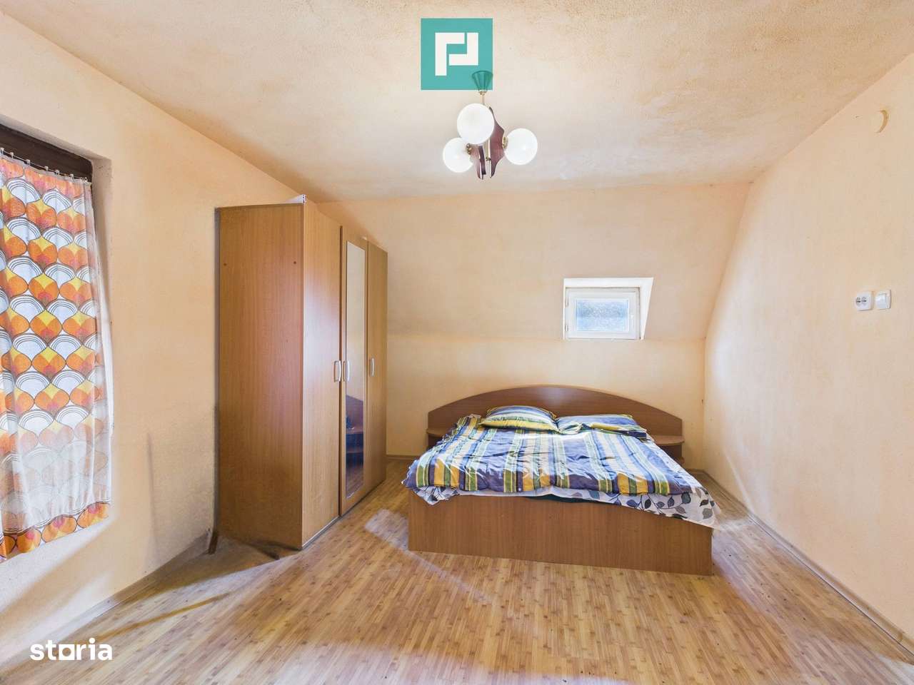 Casă și centru comercial, în localitatea Lazuri - Imagine principală: 4/17