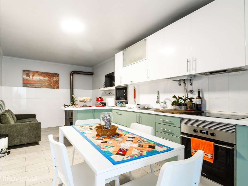 Moradia T3 em São Pedro - A poucos minutos da praia! - Grande imagem: 3/41