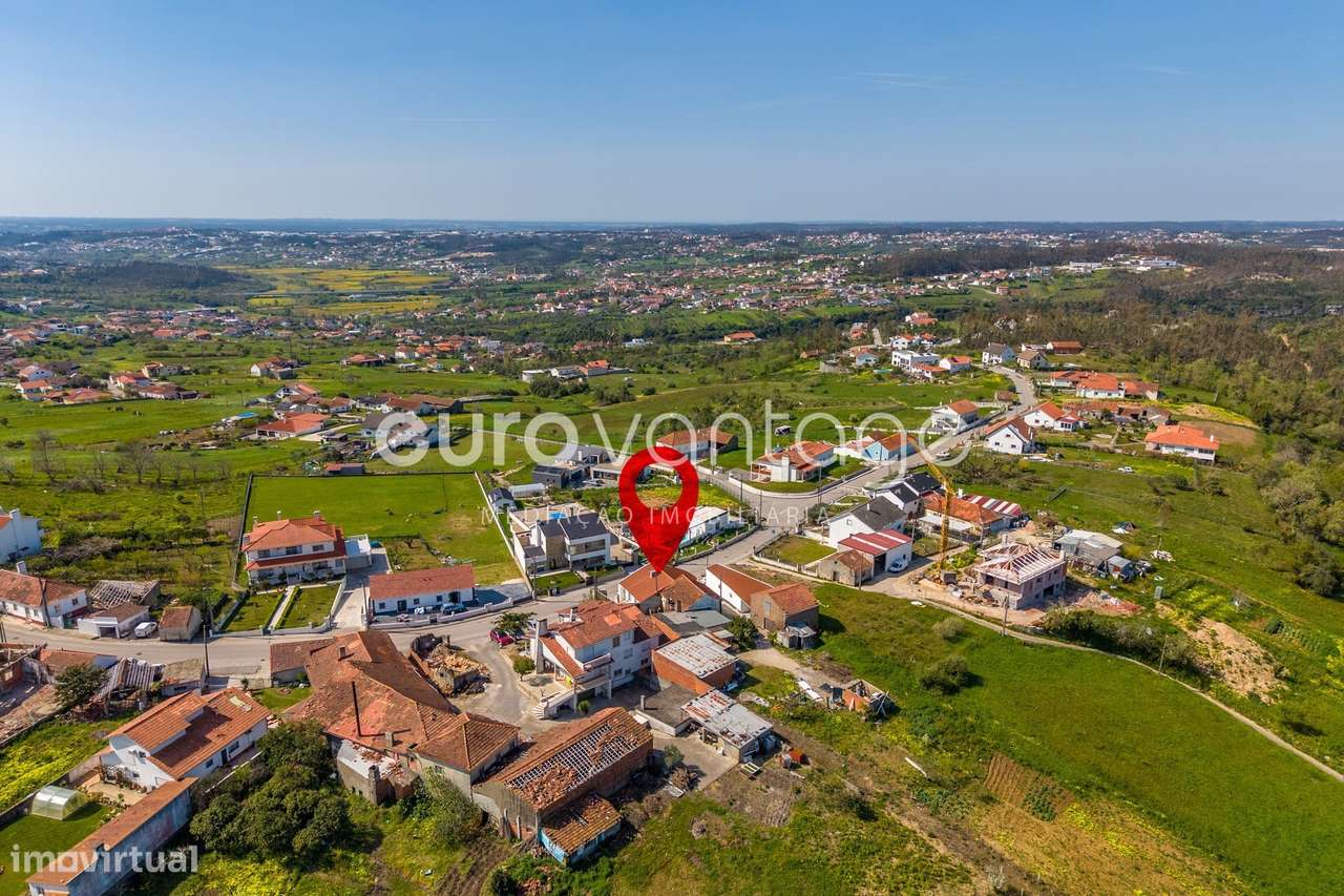 Moradia T2 + T1 em Souto de Cima - Leiria-58