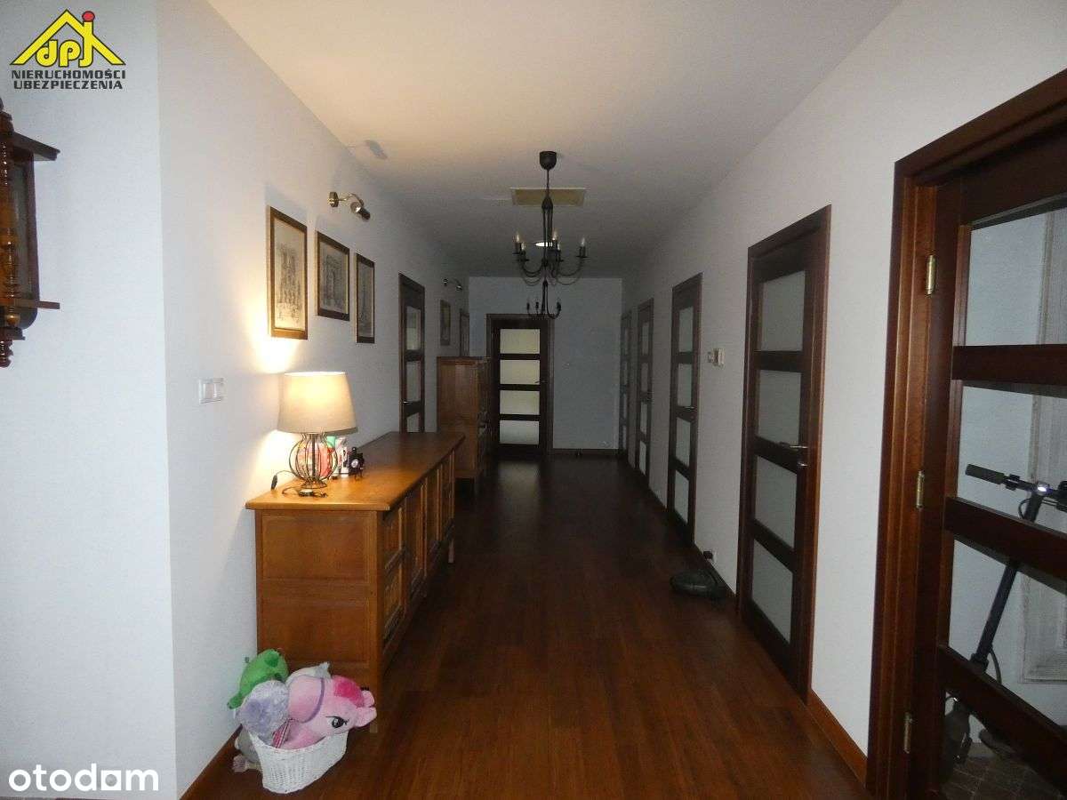 Dom jednorodzinny wolnostojący w stylu dworku-14