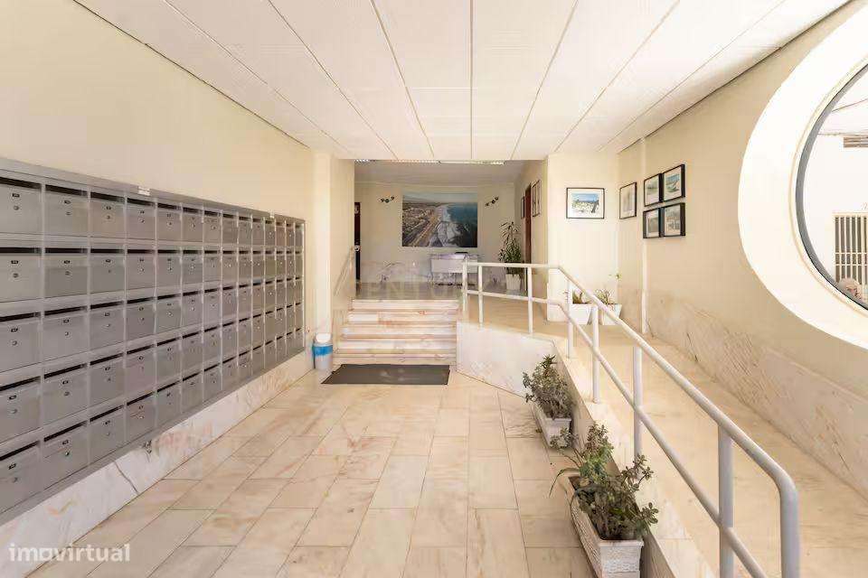 Apartamento T0 com Vista Mar na Costa da Caparica, totalmente equipado-13