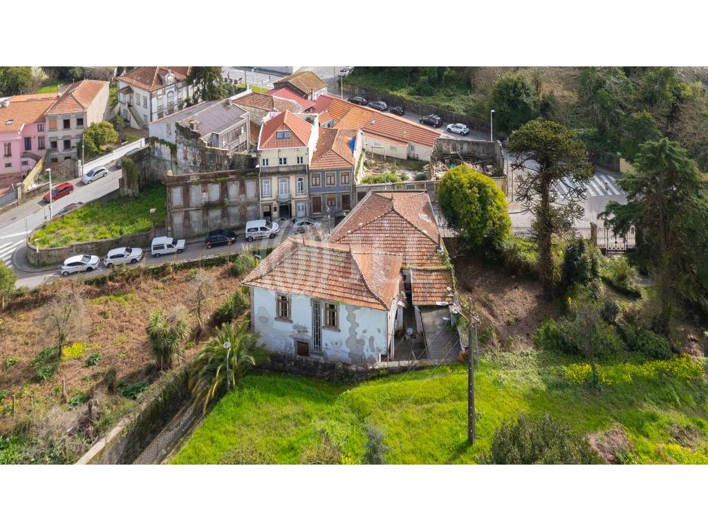 Prédio para reabilitação total, em Campanhã, Porto-32