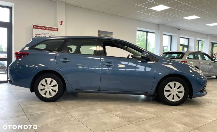 Toyota Auris 1.33 VVT-i Active - 23