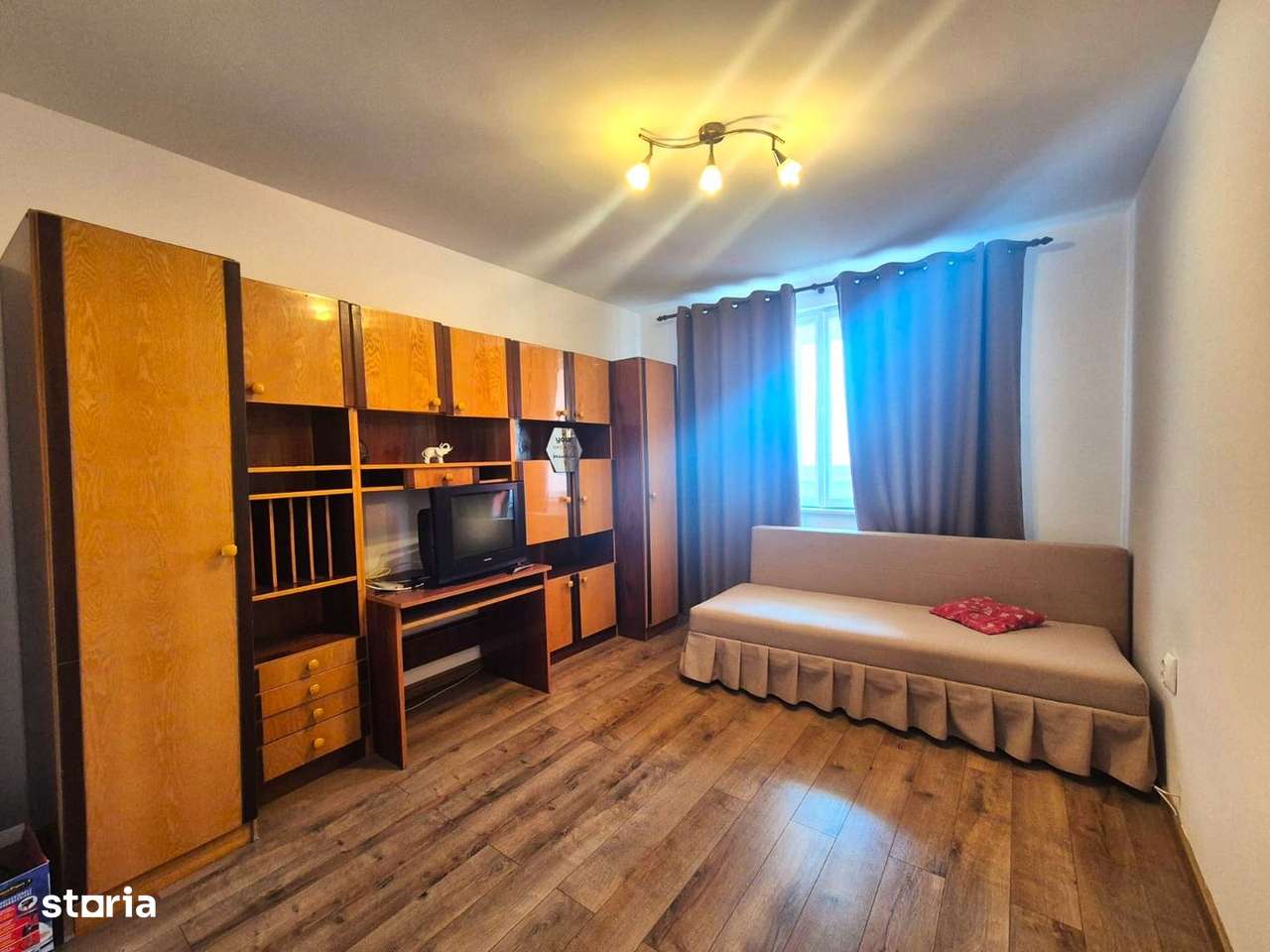 Zona Piata Astra, 3 camere, insorit, cu priveliste. - Imagine principală: 5/14