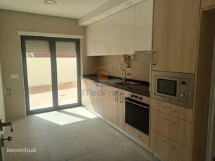 Apartamento T2 NOVO - Barreiro