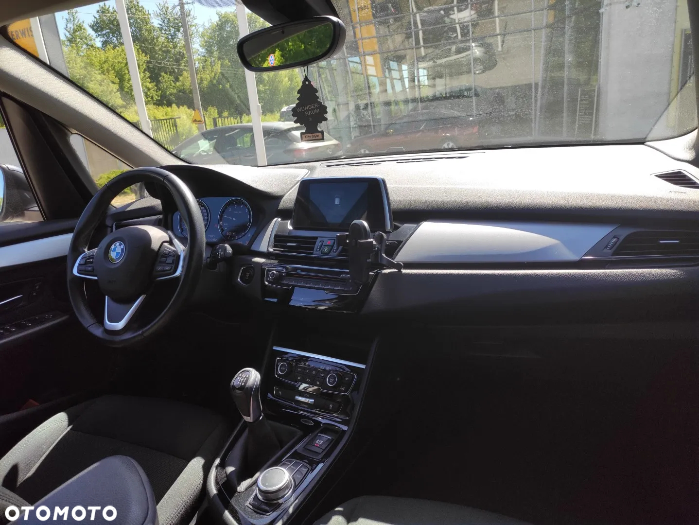 BMW Seria 2 218i Active Tourer - 10