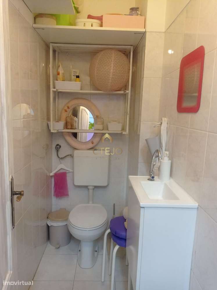 Espaço comercial para comércio, serviços ou para transformar em habita - Grande imagem: 4/9