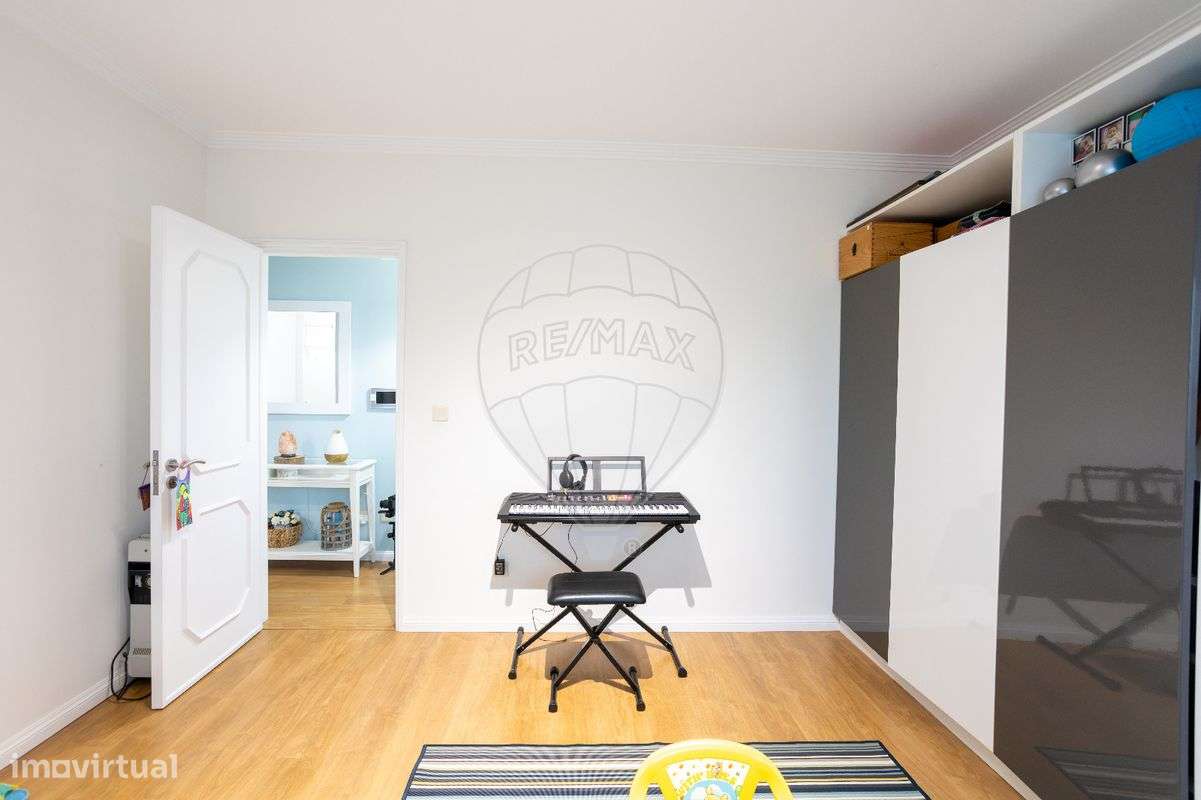 Moradia T4 para venda-12