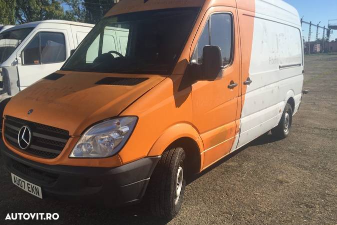 Motor Mercedes Sprinter 215 2.2CDI 2006 - 2010 Euro 4 - 1