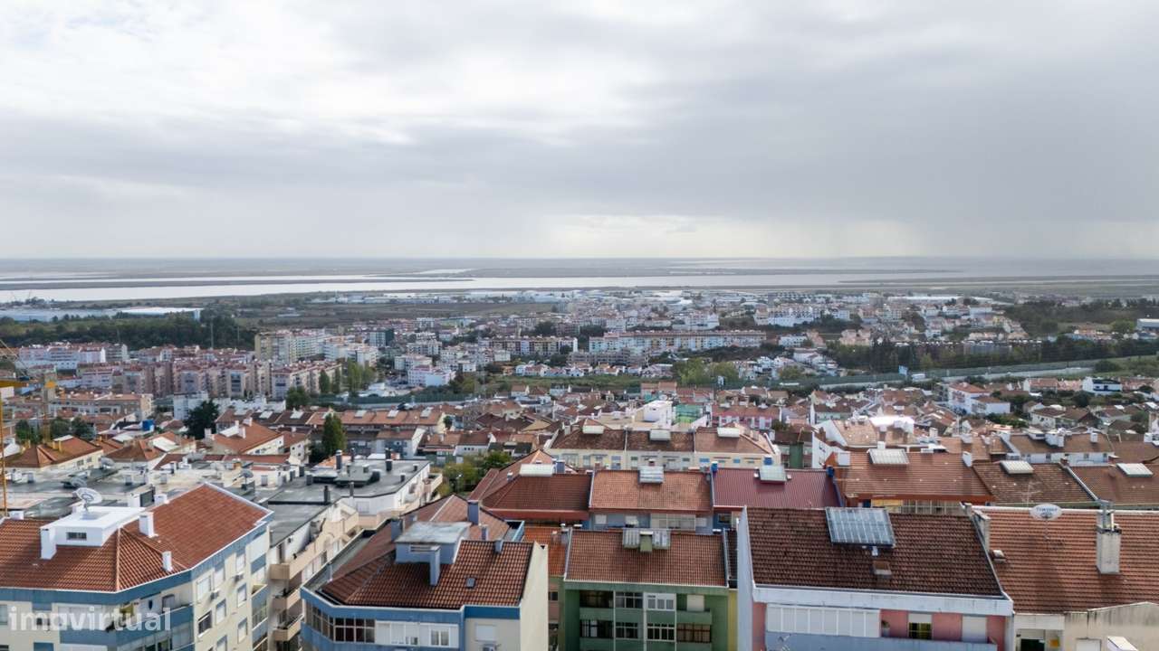 T3 Totalmente Remodelado no Bom Sucesso – Alverca do Ribatejo-27