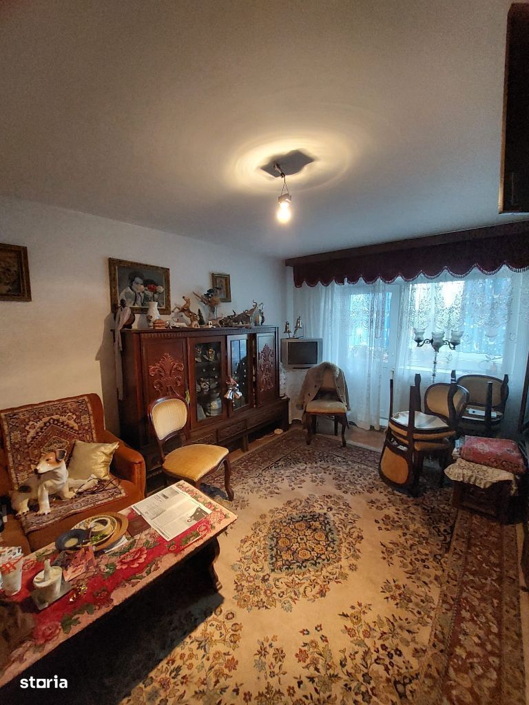 OCAZIE - Bucovinei [Torontalului] – Apartament 3 Camere – Decomandat