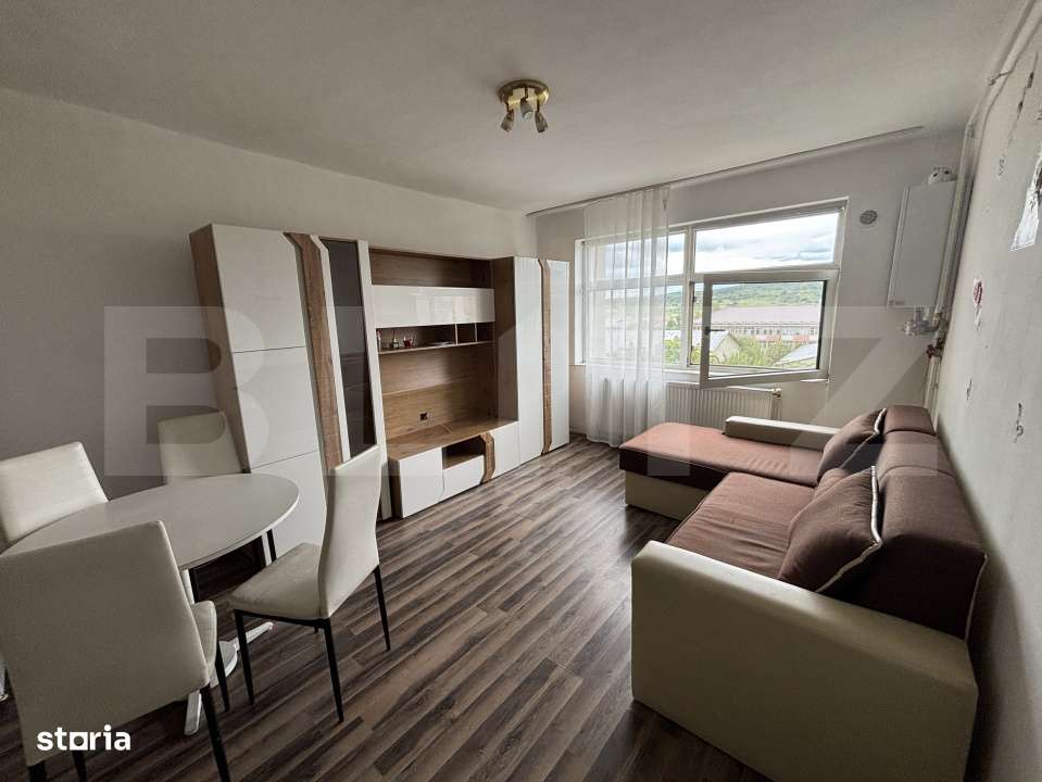 Apartament 2 camere, etaj 3, zona Dumbrava. - Imagine principală: 3/5